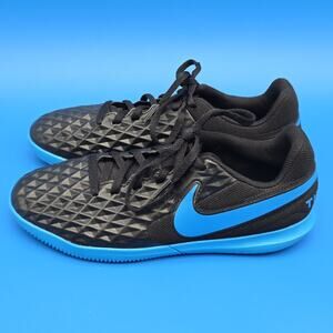 Nike Tiempo Legend 8 Club IC Youth 5.5Y Indoor Soccer Shoes Black Blue